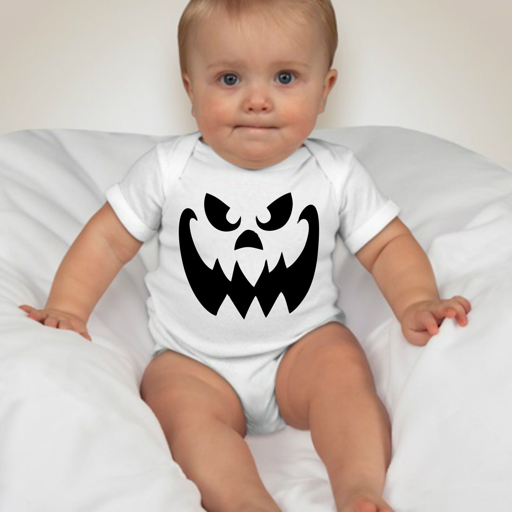 Baby Halloween  Onesies - Beast White - MYSTYLEMYCLOTHING