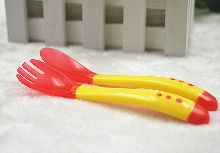 Baby Temperature Spoon and Fork - MYSTYLEMYCLOTHING